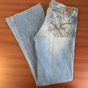 BKE star Stretch Flare Light Wash